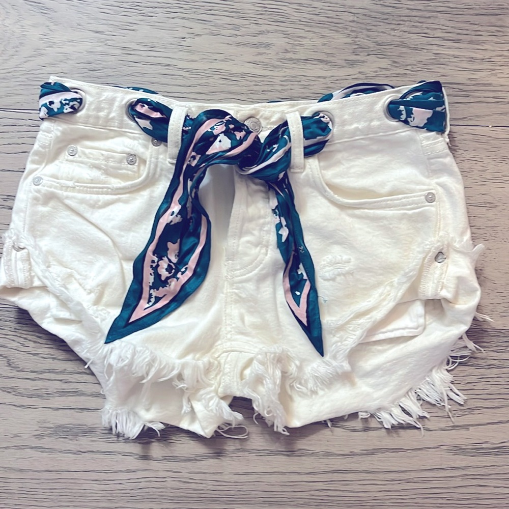 Free People denim shorts with handkerchief belt ties, size 4